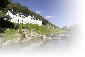 luxury hotel in Scotland - Loch Ness Lodge